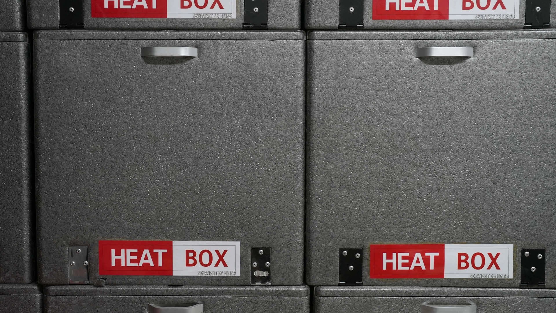 Isolierte Transportboxen AM Heatbox mit praktischen Griffen – ideal für heisse Speisen im Lieferservice